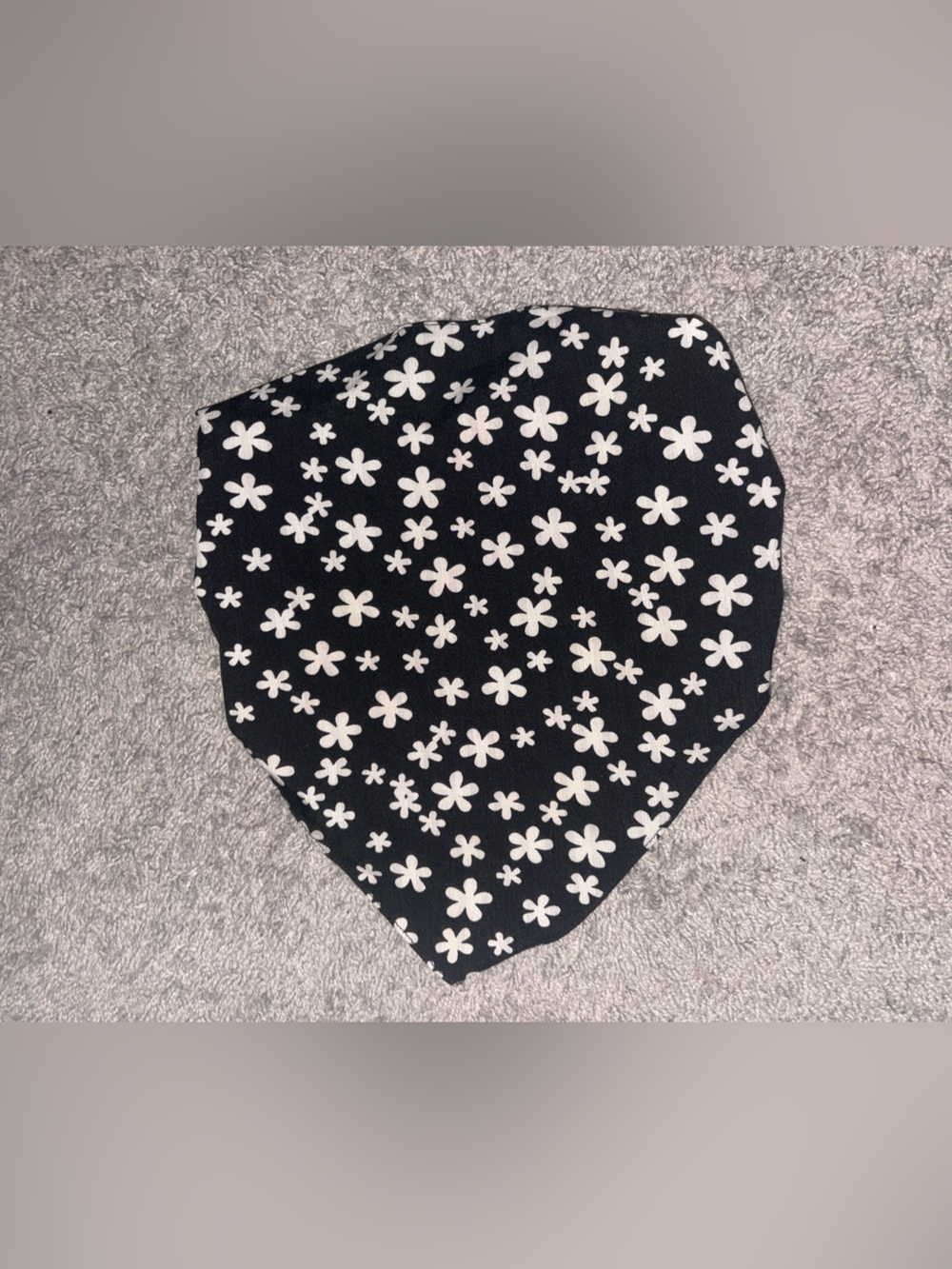 Black and White Floral Bandana Scarf - Women’s Hair Accessory